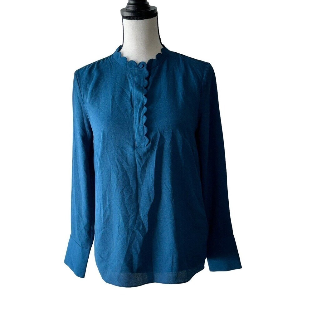H & M Size 2 Blue Half Button Scalloped Trim Blouse Top - New